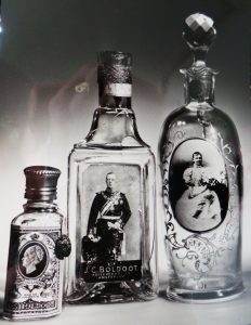 Diverse Boldoot flessen uit voormalig Boldoot museum 